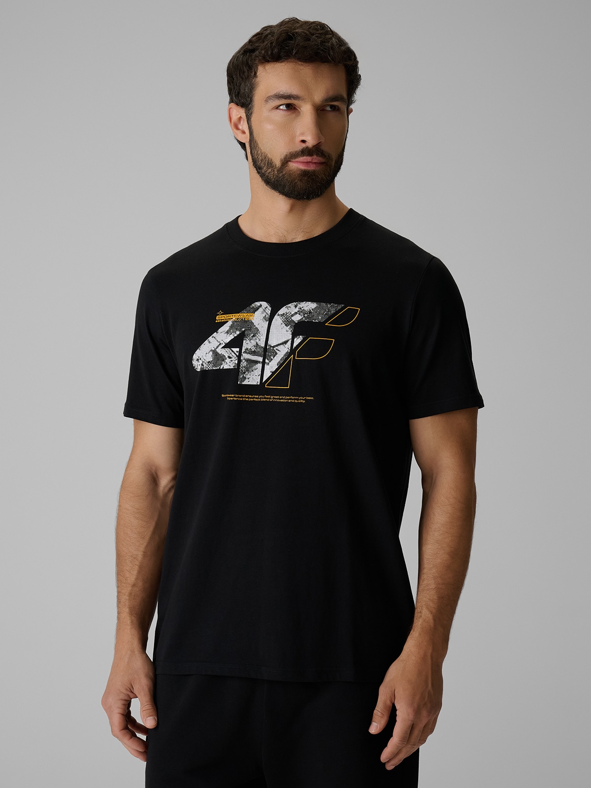 4F T-shirt regular z nadrukiem męski - czarny XXL