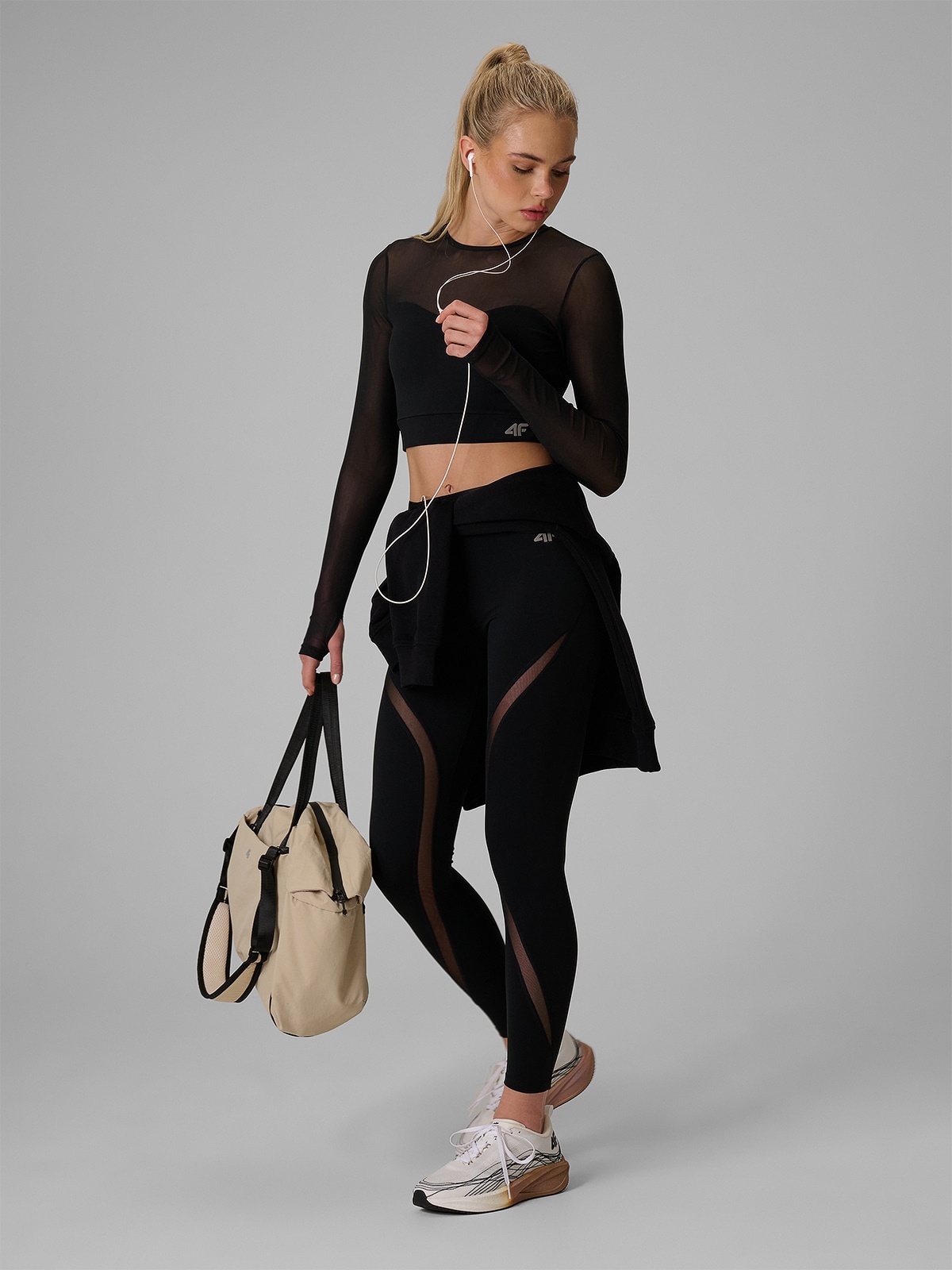 4F Legginsy treningowe szybkoschnące damskie - czarne XS