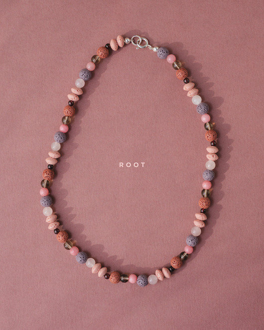 ROOT Naszyjnik RHEI z kamieni naturalnych lawa kwarc różowy Chocker