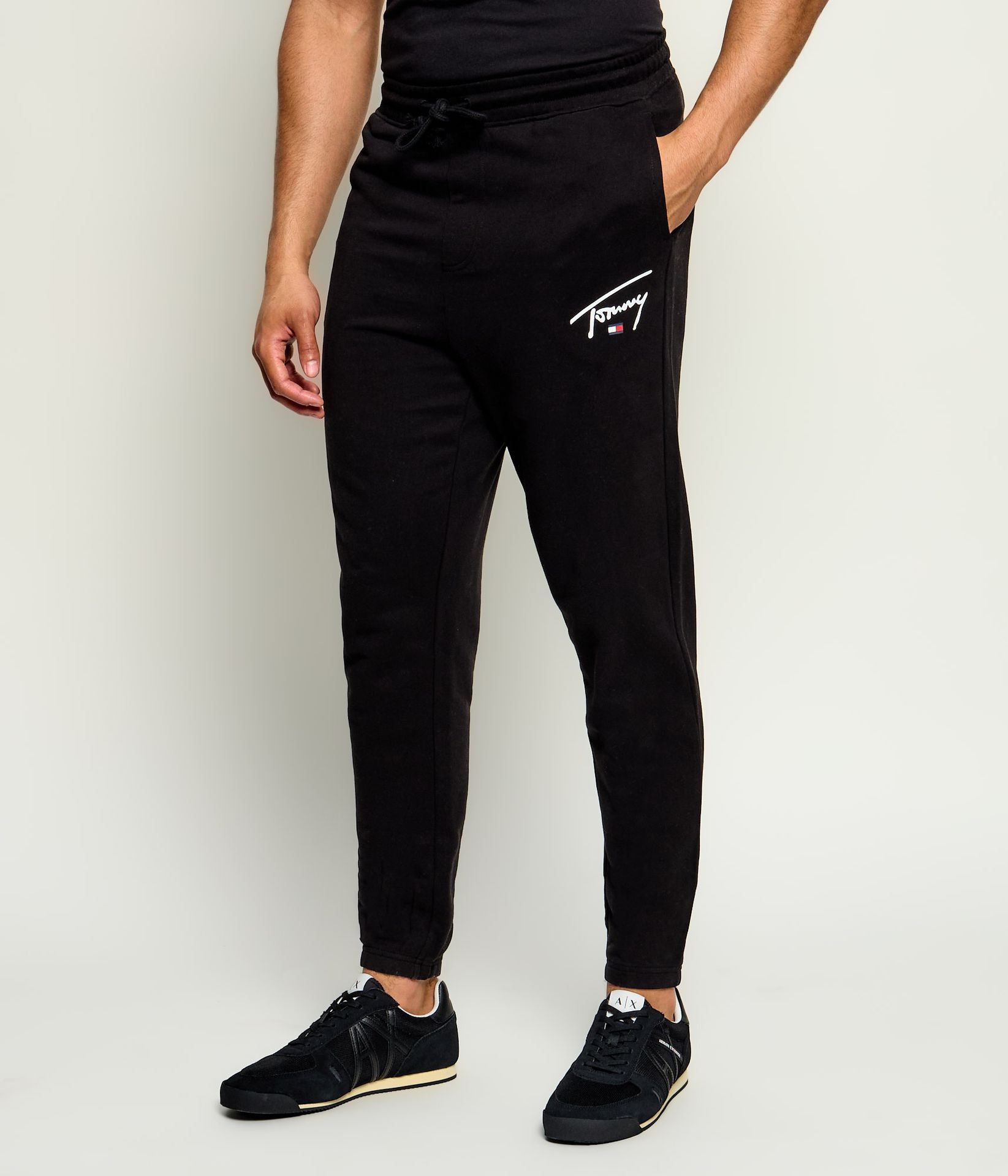 Tommy Jeans Spodnie dresowe Slim Fit