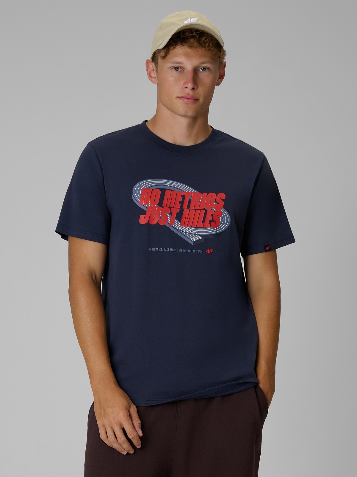 4F T-shirt regular z nadrukiem męski - granatowy XXL