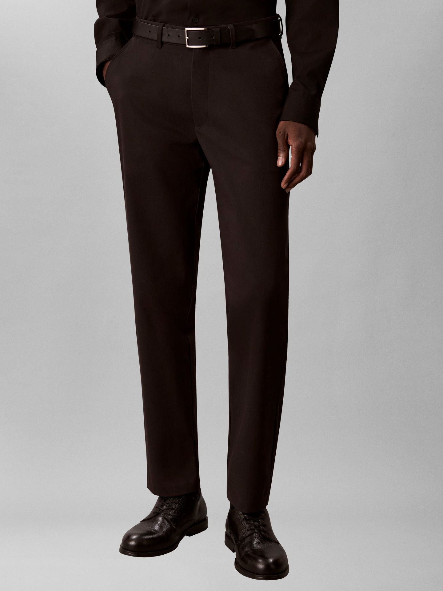 Calvin Klein Spodnie chino Tapered fit