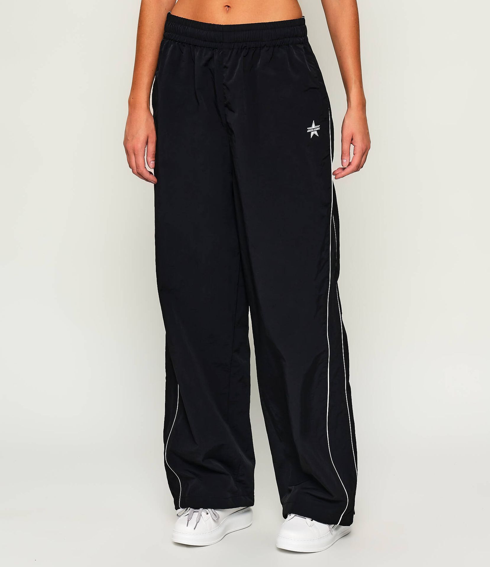 Guess Jeans Spodnie dresowe Relaxed fit