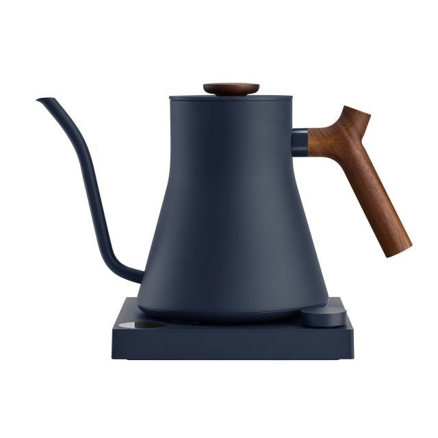 Fellow Stagg EKG PRO 900ml stone blue z orzechową rączką