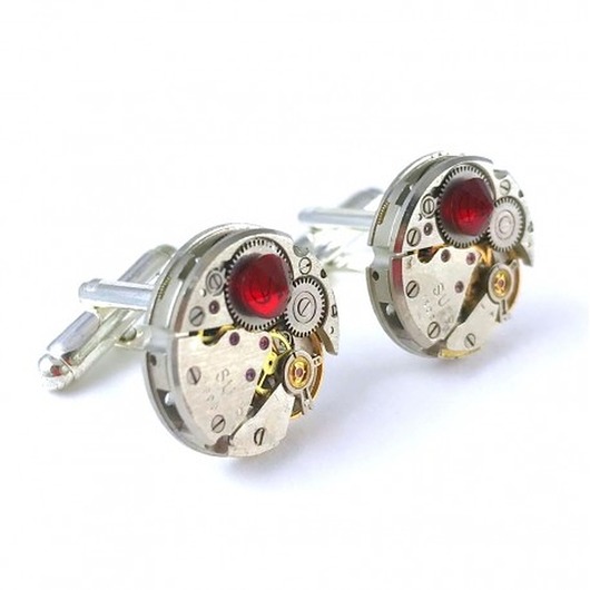 Spinki - ROUND III Red diamond