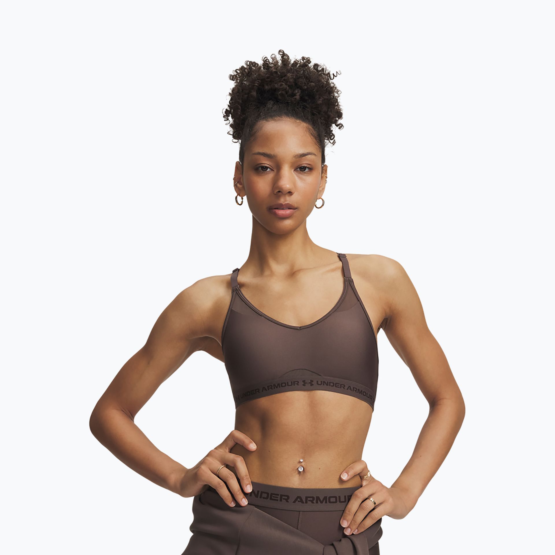 Biustonosz treningowy Under Armour Crossback Low peppercorn/kona brown WYSYŁKA W 24H 30 DNI NA ZWROT