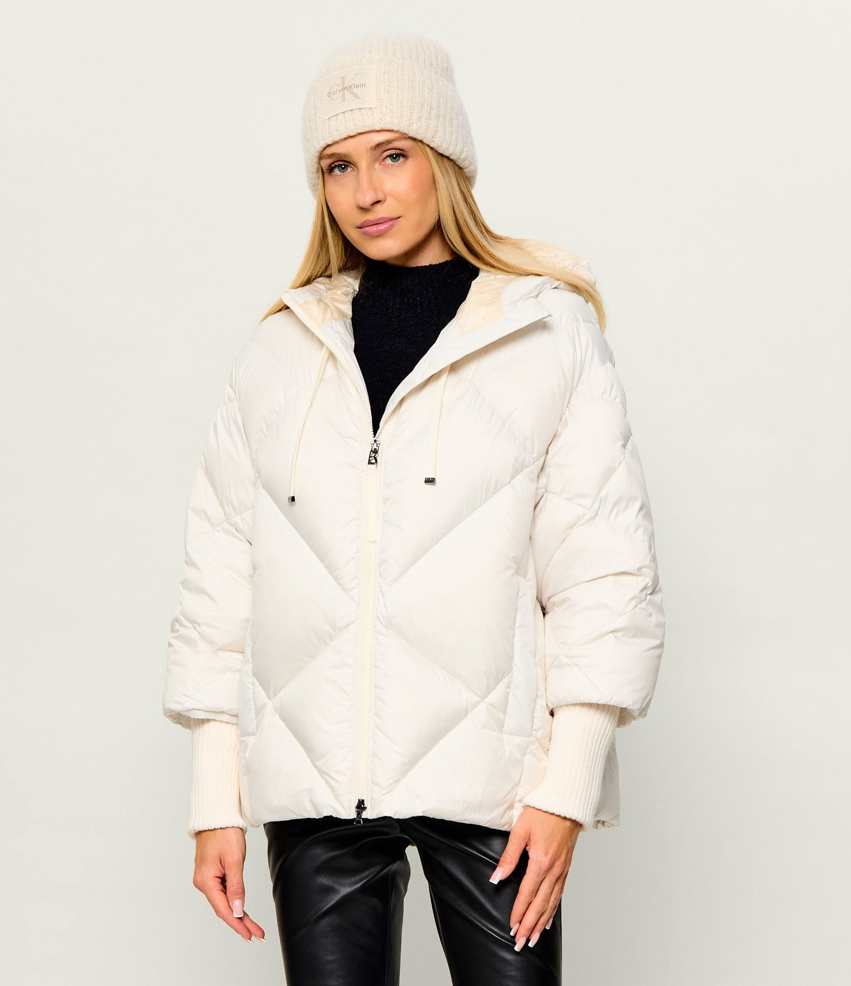 Bogner Puchowa kurtka Sheryl - D2 Regular Fit