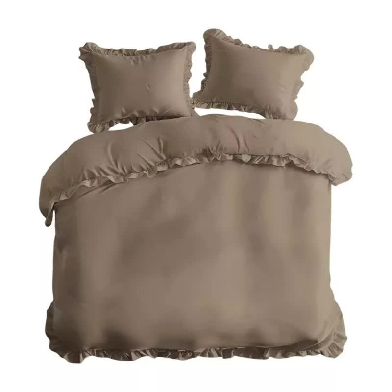 Pościel bawełniana z falbaną Detexpol Pure Collection taupe - 220 x 200 [cm]