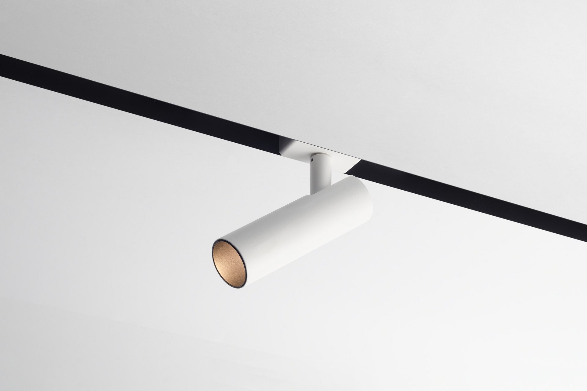 Labra MULTISYSTEM EVO G2 - AD 48V Stik On 35x1 v.2 8.4W On-Off 7.3400EG
