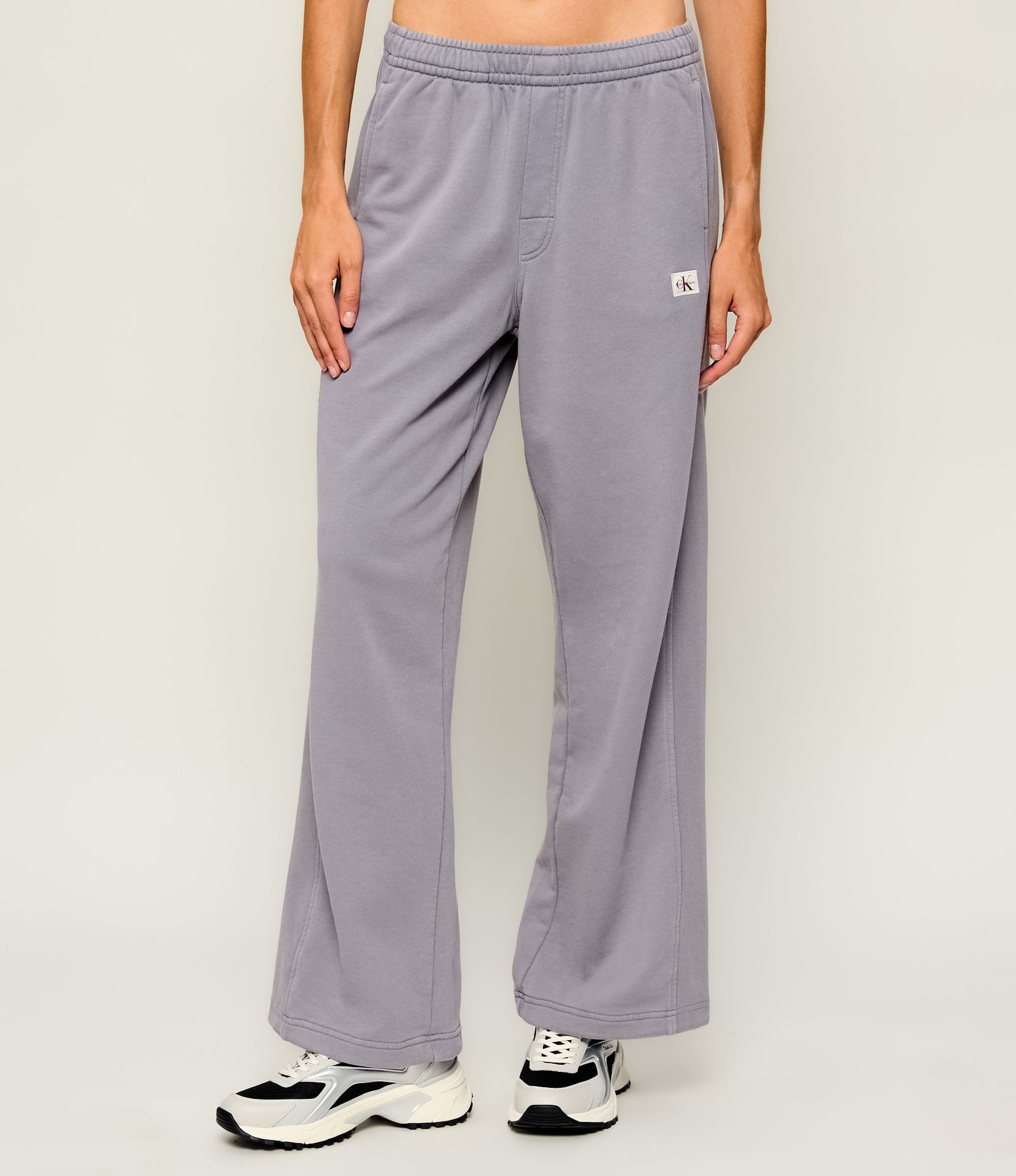 Calvin Klein Jeans Spodnie dresowe Relaxed fit