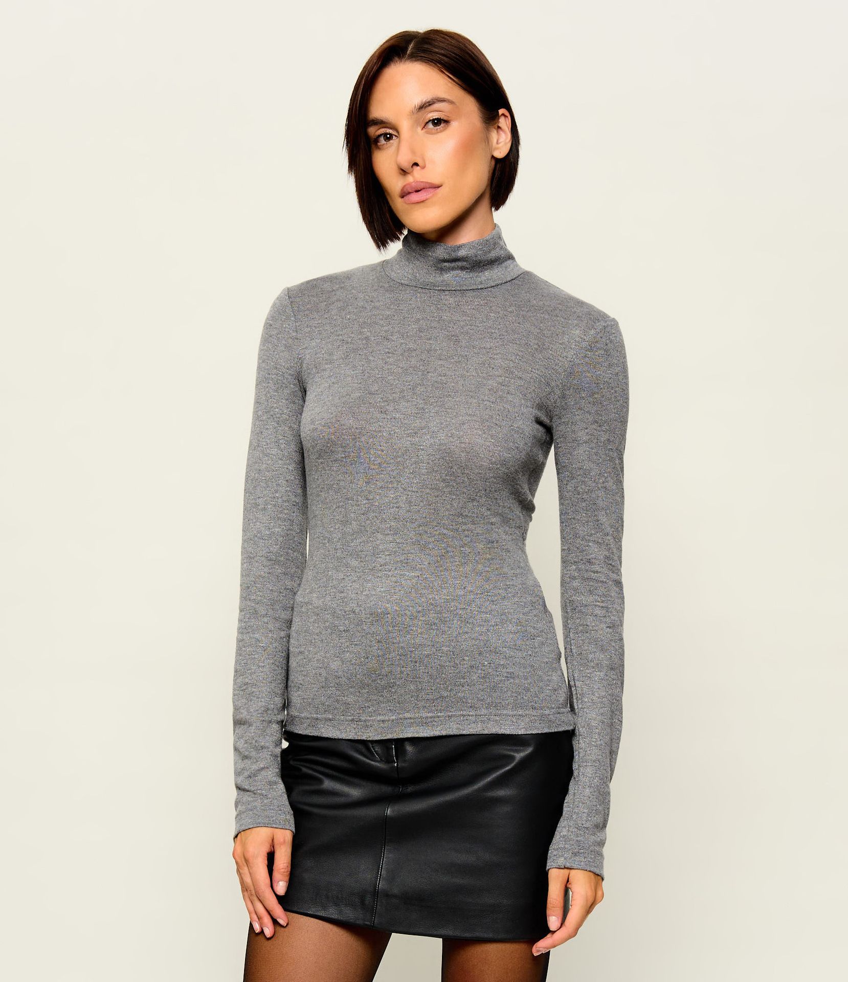 GUESS Golf Anita Slim Fit