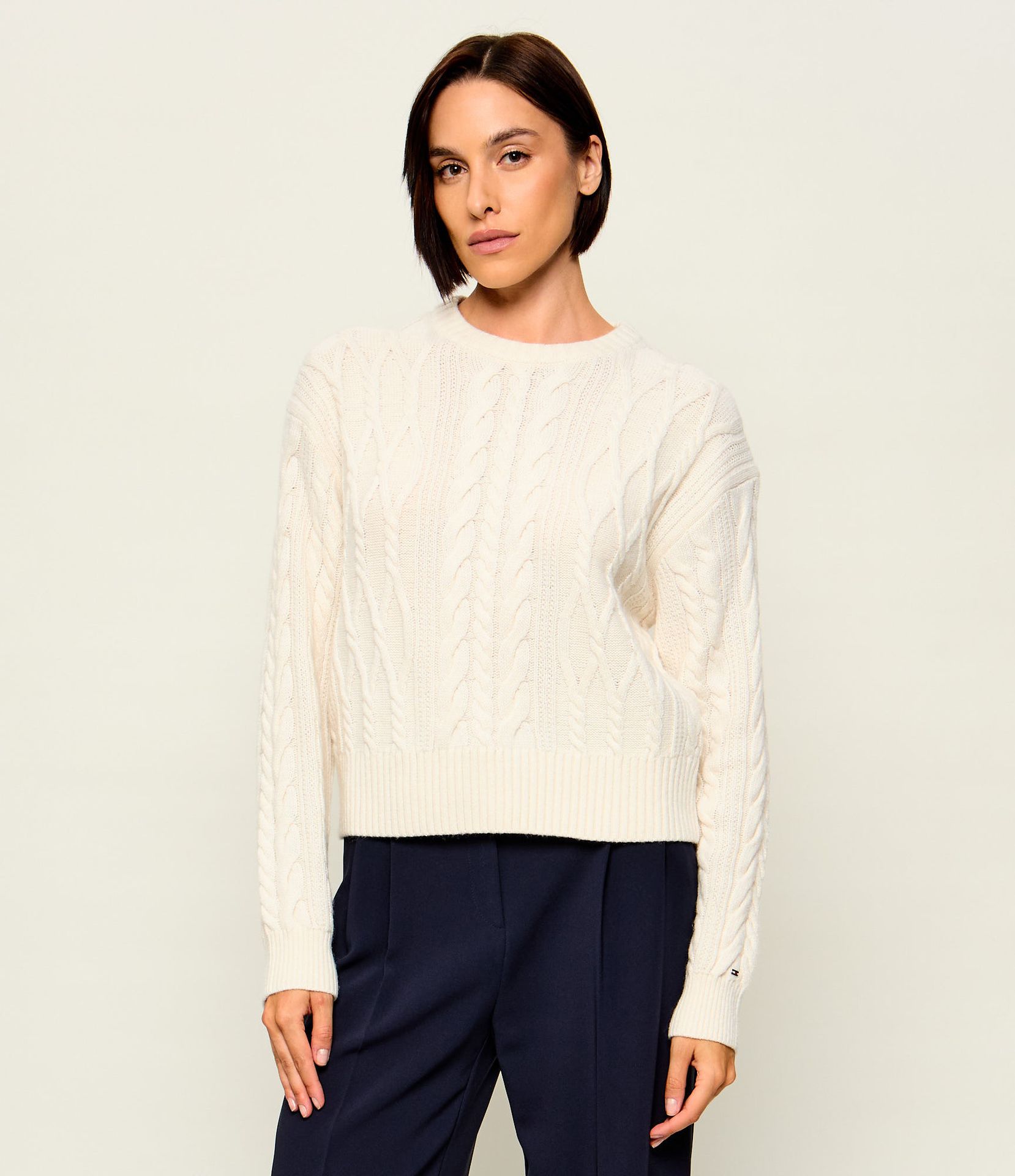 Tommy Hilfiger Sweter Loose fit z dodatkiem jedwabiu i wełny