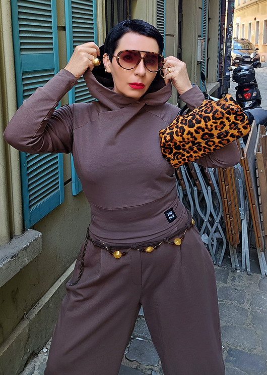 New BLUZA z Kapturem W O D A
