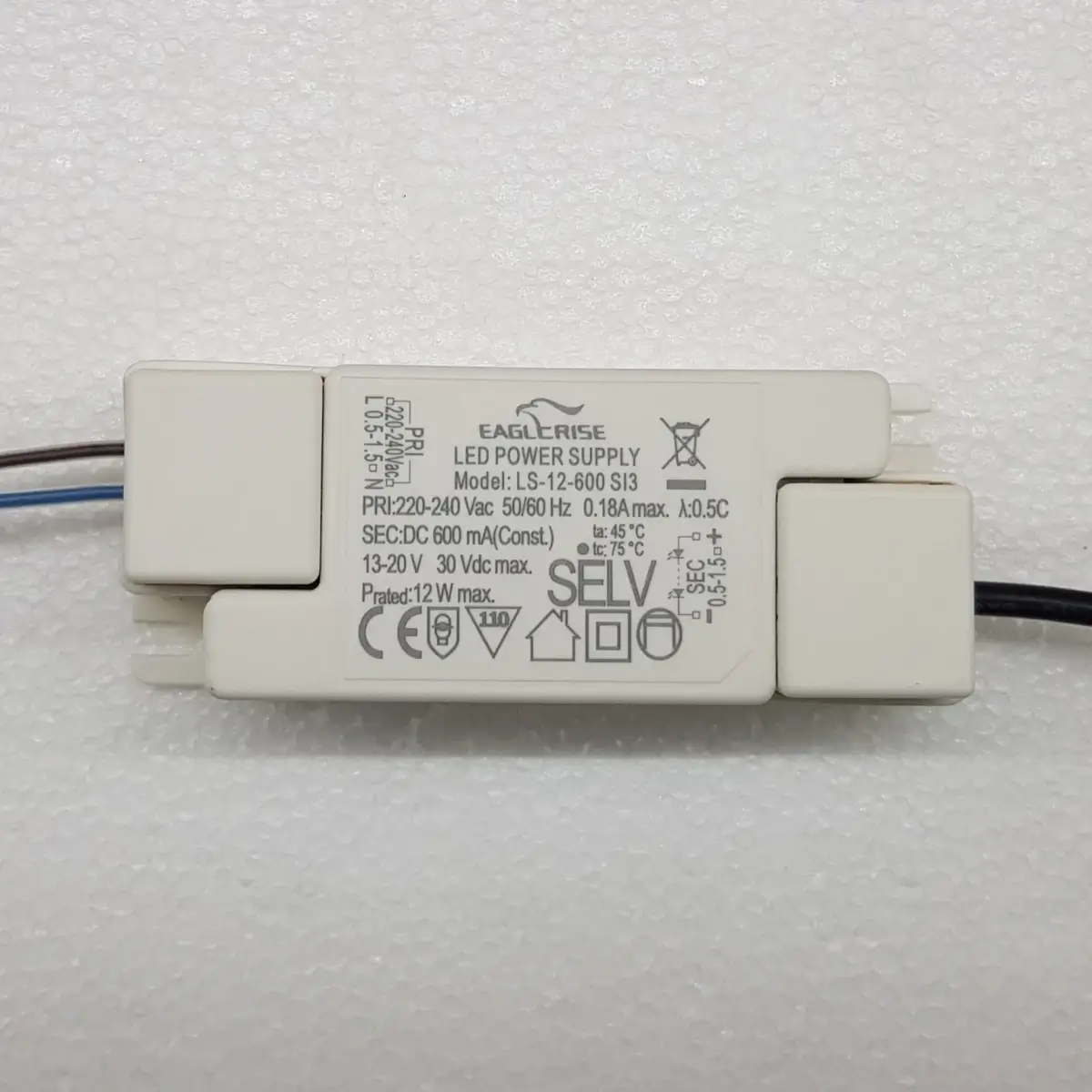 Wewnętrzny zasilacz do lamp ledowych 6600 4-6x3W 230V biały