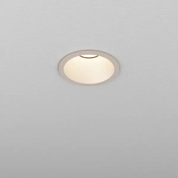 Lampa wpuszczana biała HOLLOW LED 8,5W 3000K oczko minimalistyczne IP44 38051-M930-WW-00-13