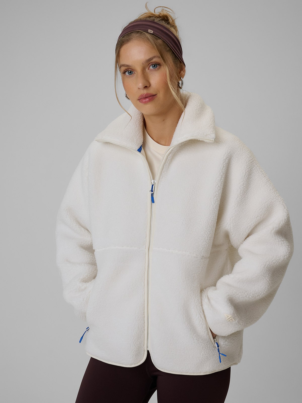 4F Polar sherpa loose ze stójką damski - biały XS
