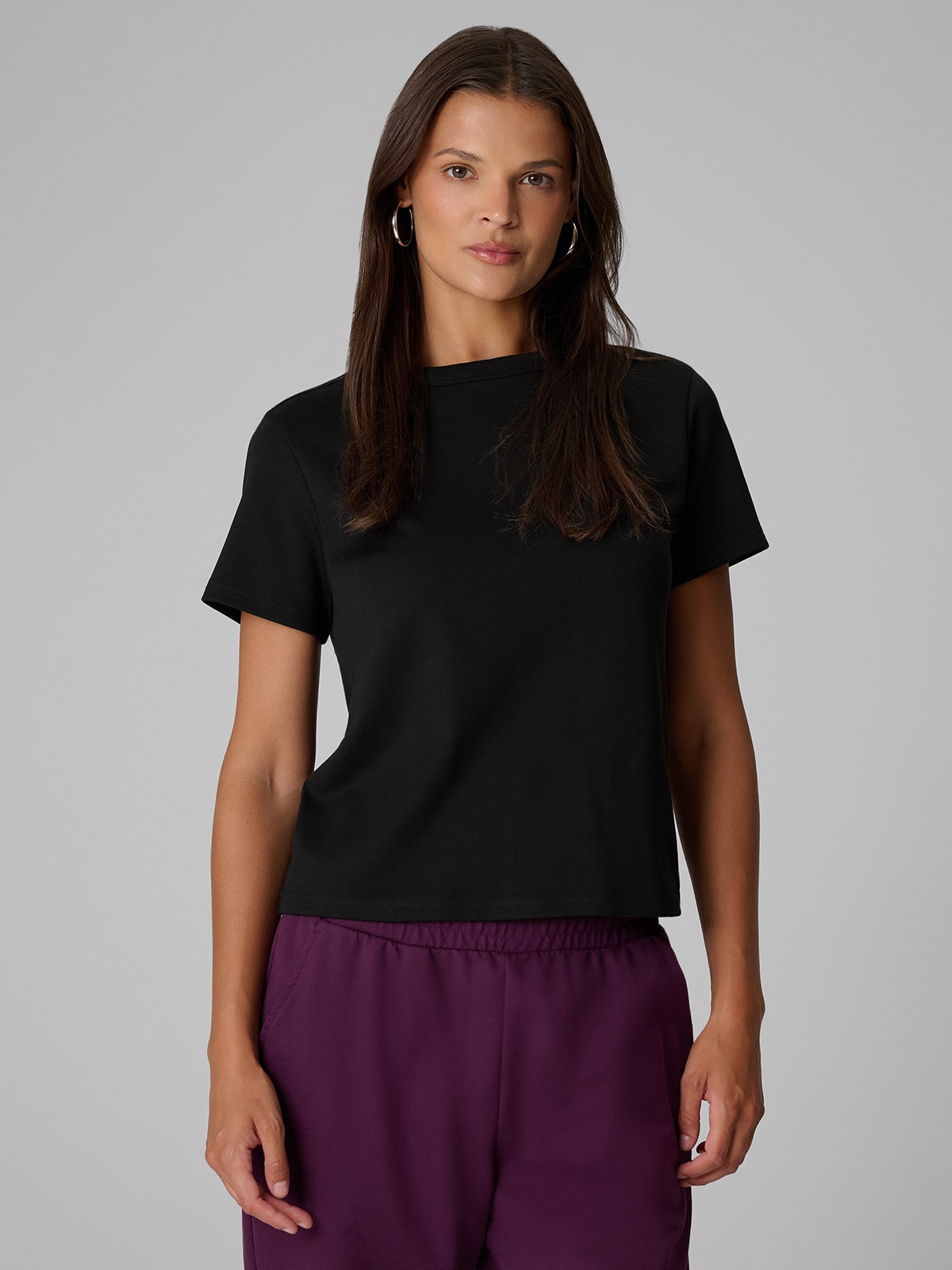 4F T-shirt regular gładki damski - czarny XS