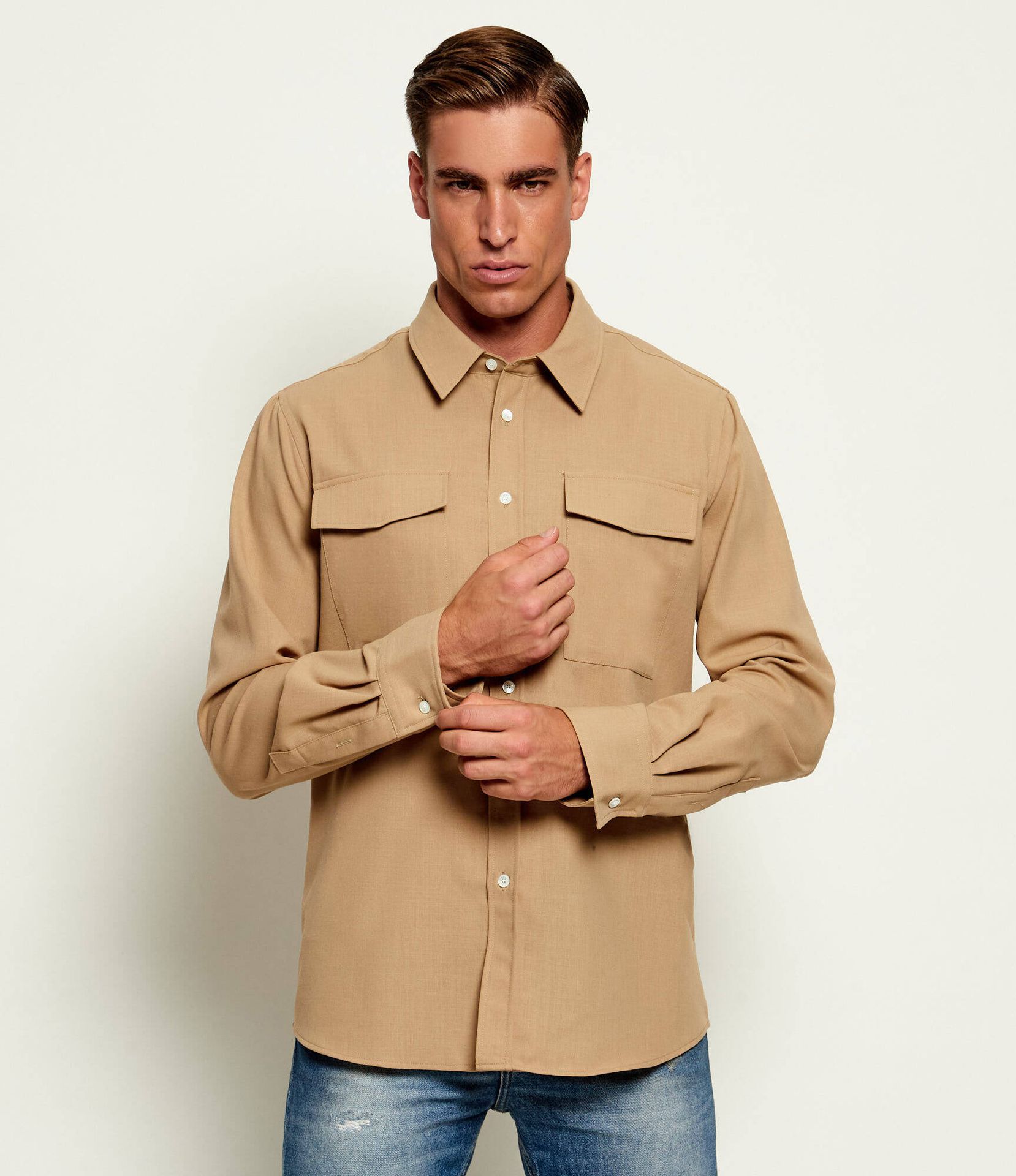 AMI Paris Wełniana koszula Classic fit