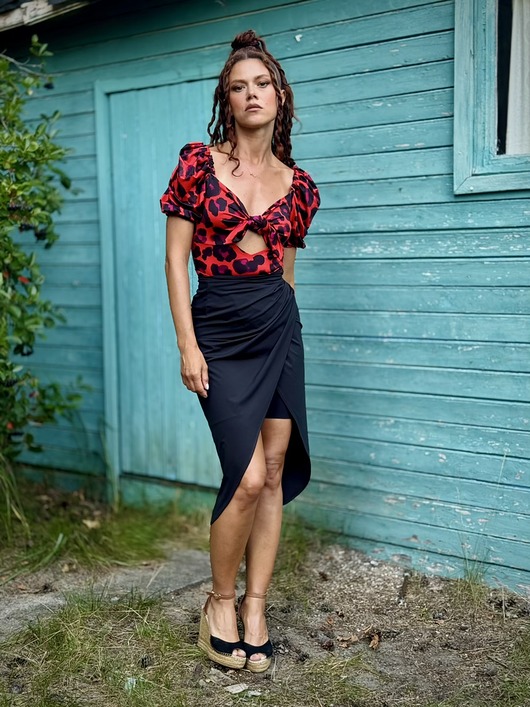 Czerwona bluzka w panterkę - Malina Solar Tropic