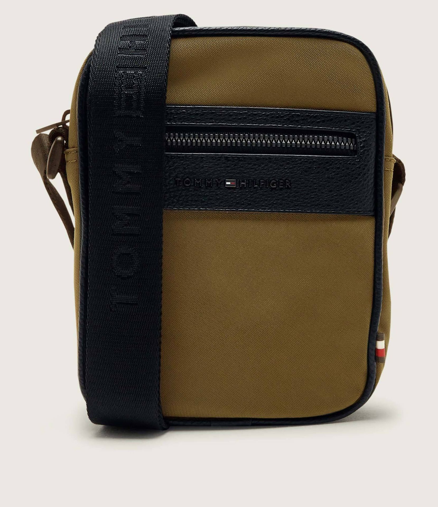 Tommy Hilfiger Reporterka