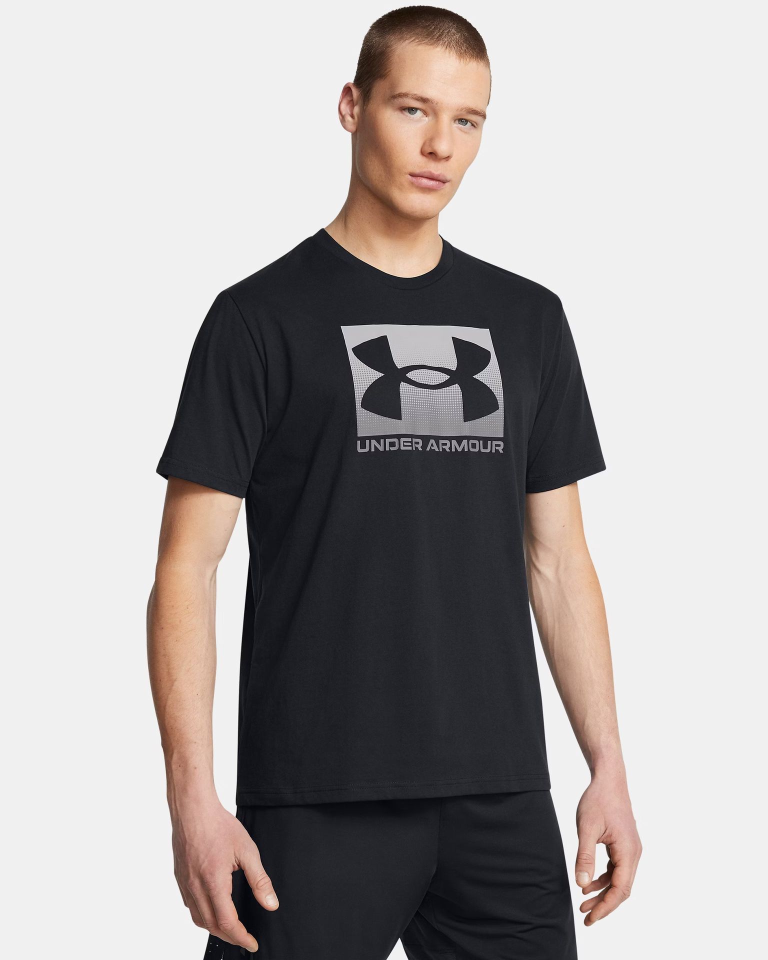 UA M Boxed Sports Updated SS Black - M