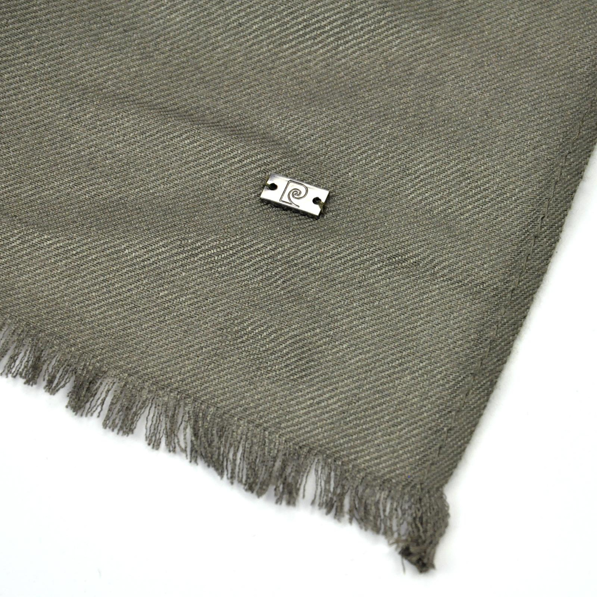 Damski szal z frędzlami Pierre Cardin S284