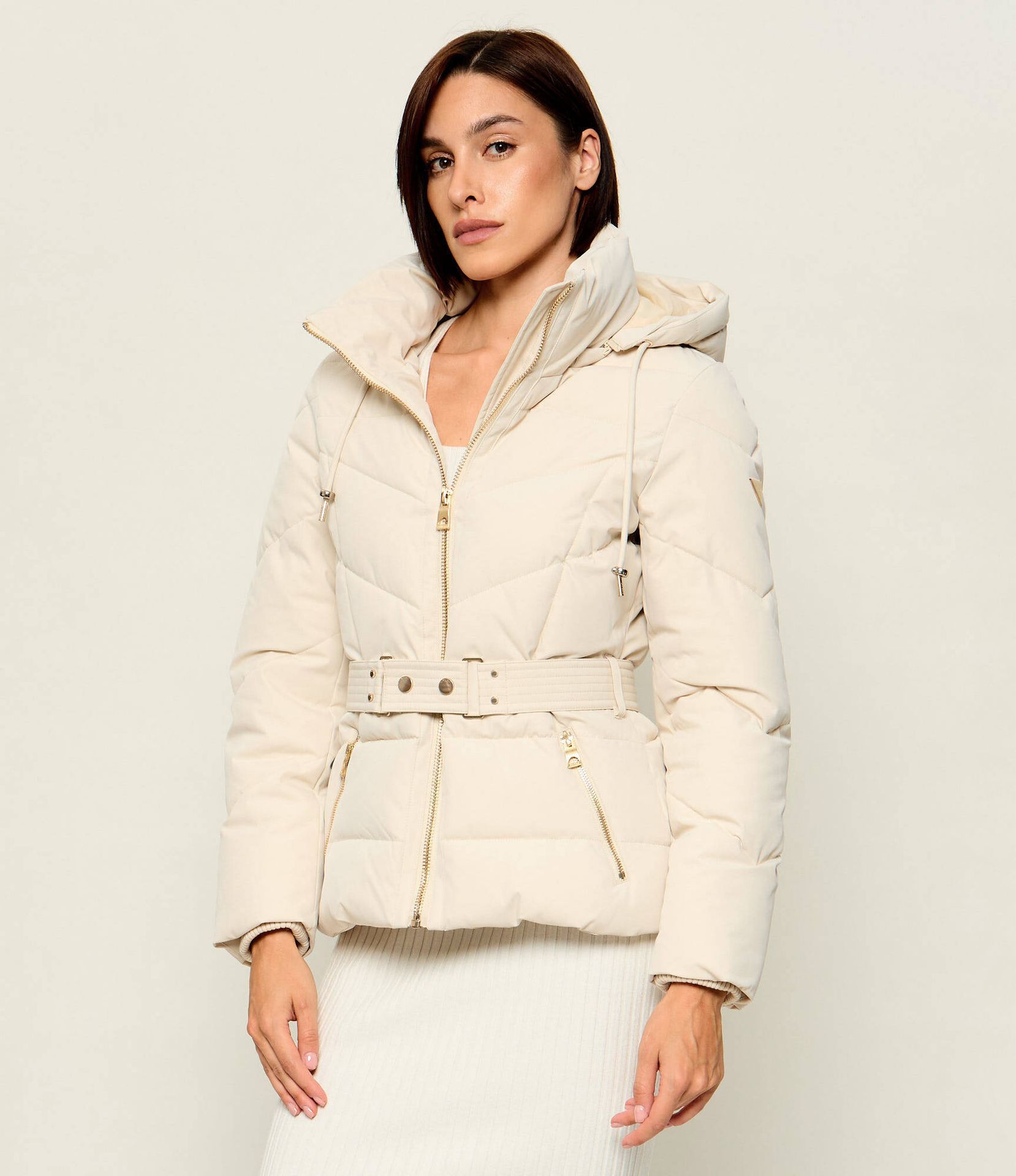 GUESS Kurtka New Fatema Regular Fit