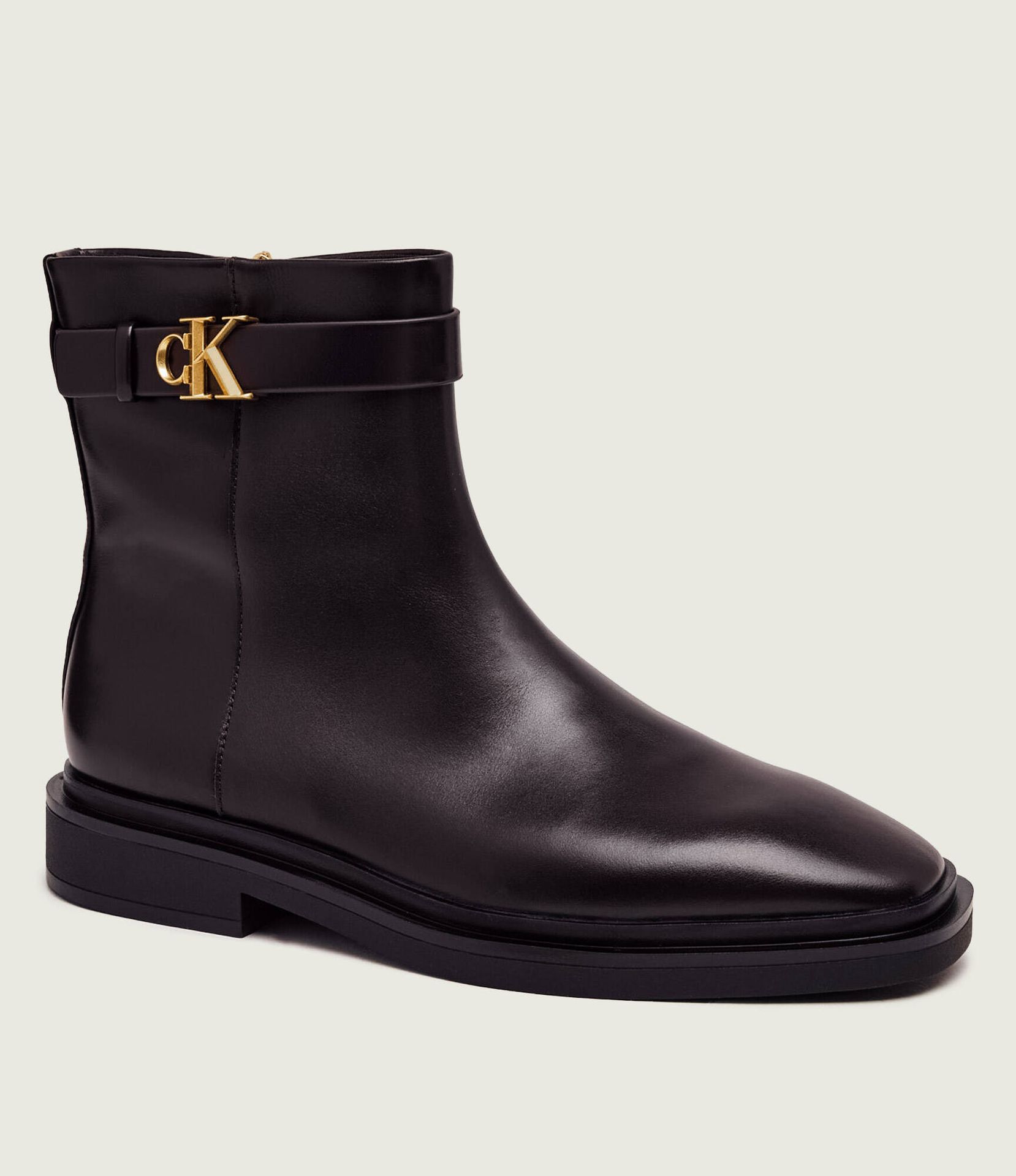 Calvin Klein Skórzane botki Square