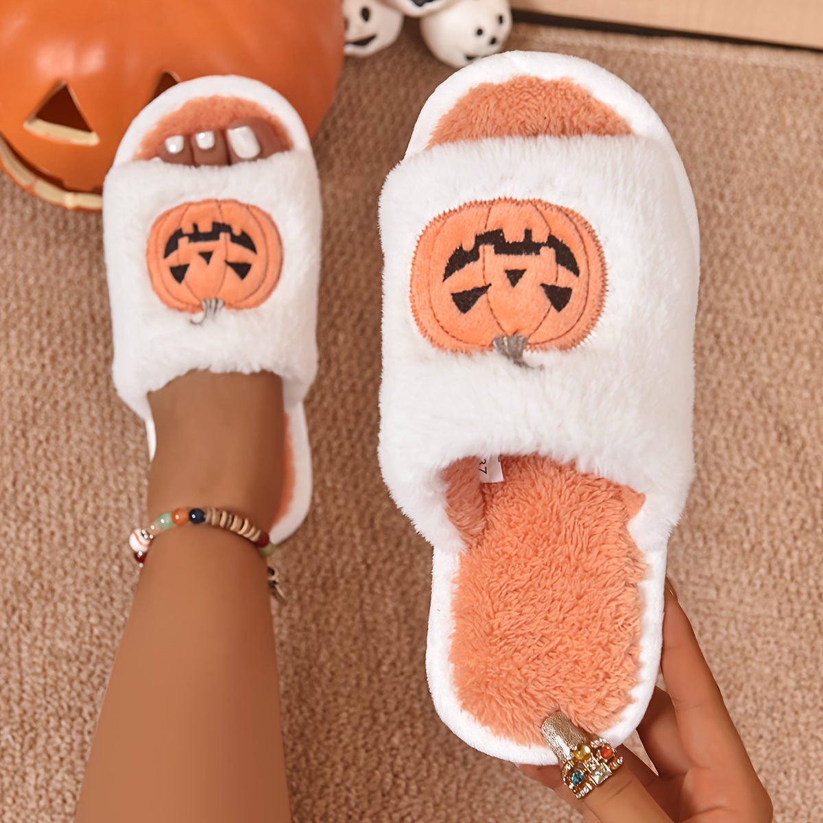 TEMU Damskie pluszowe kapcie z haftowaną dynią na Halloween, do domowego wypoczynku, wygodne i eleganckie, domowe kapcie, obuwie damskie