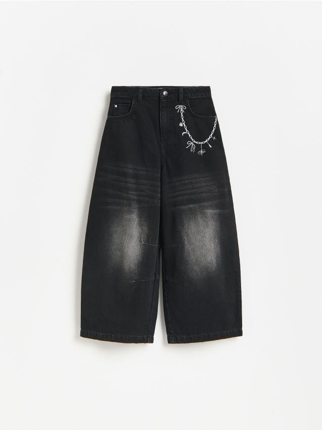 Reserved - Jeansy super baggy z haftem - czarny