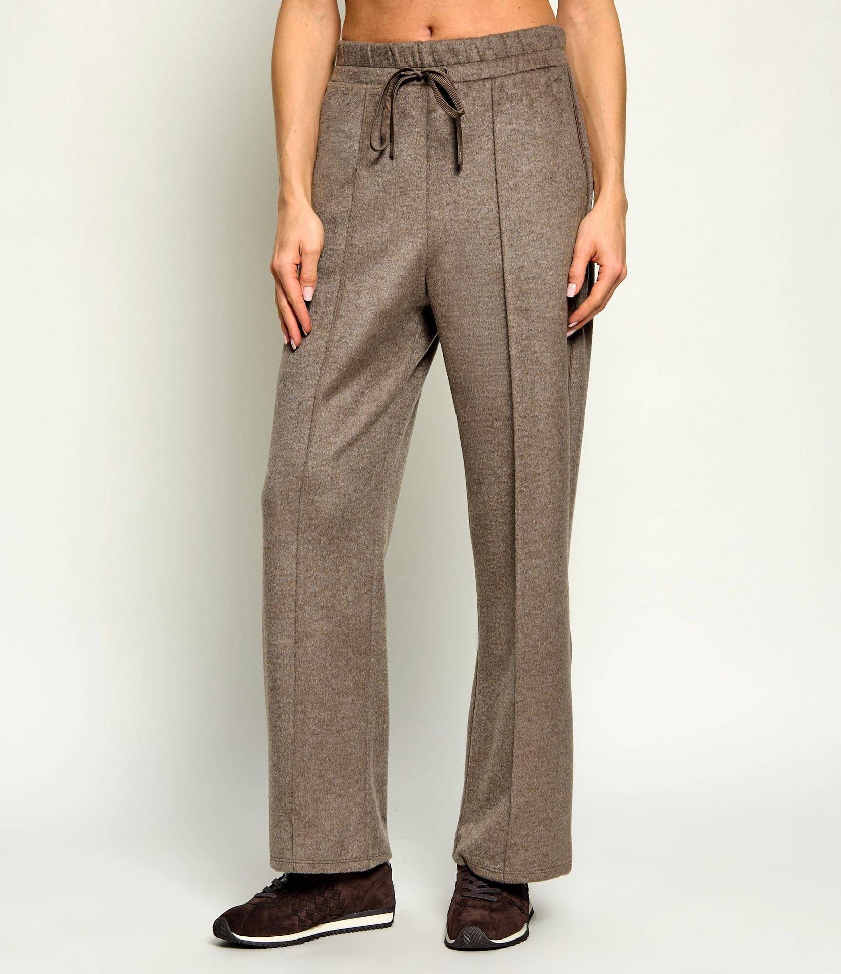Weekend MaxMara Spodnie dzianinowe Wkdtenda Regular Fit z dodatkiem wełny