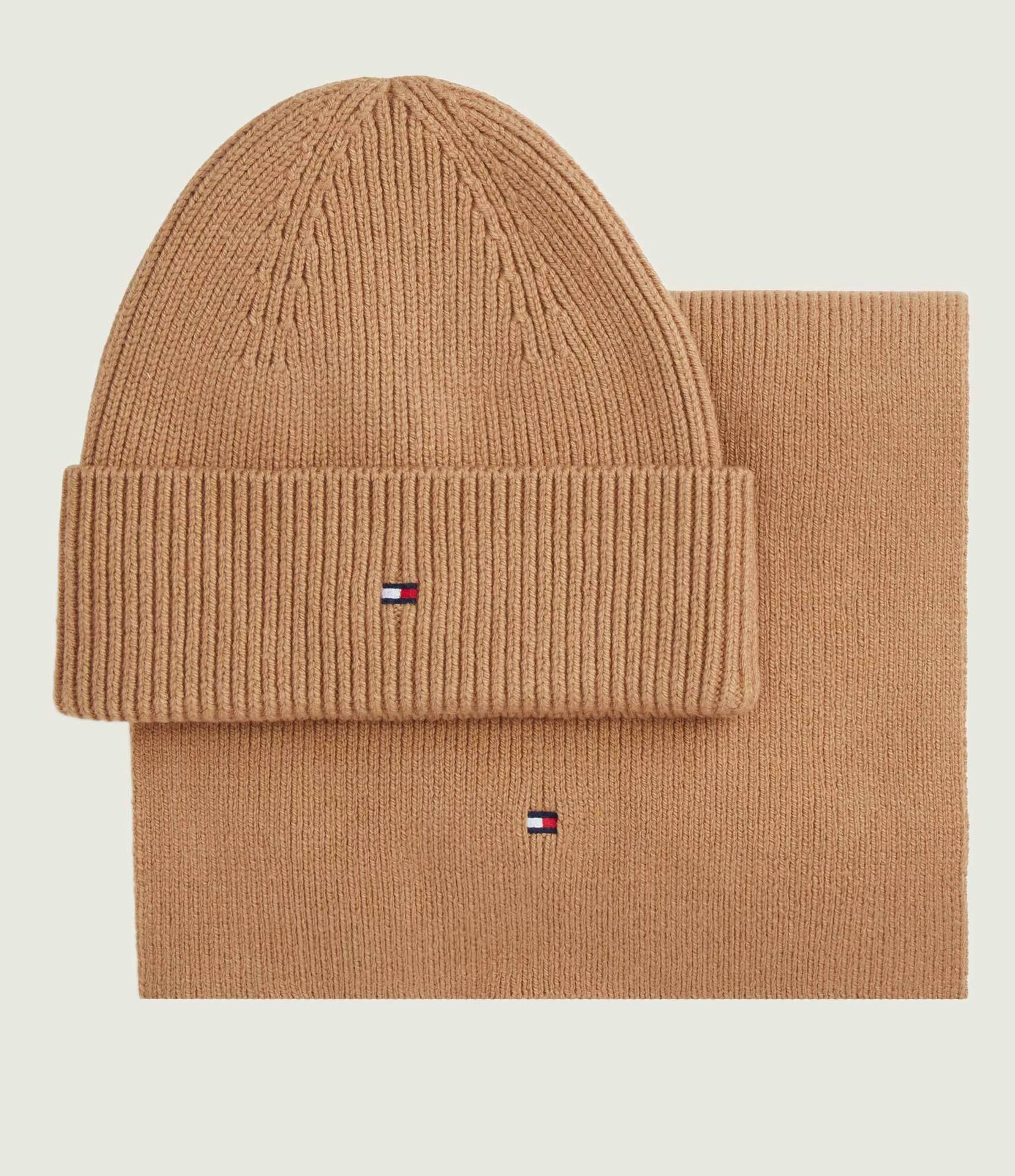 Tommy Hilfiger Szal + czapka z dodatkiem wełny