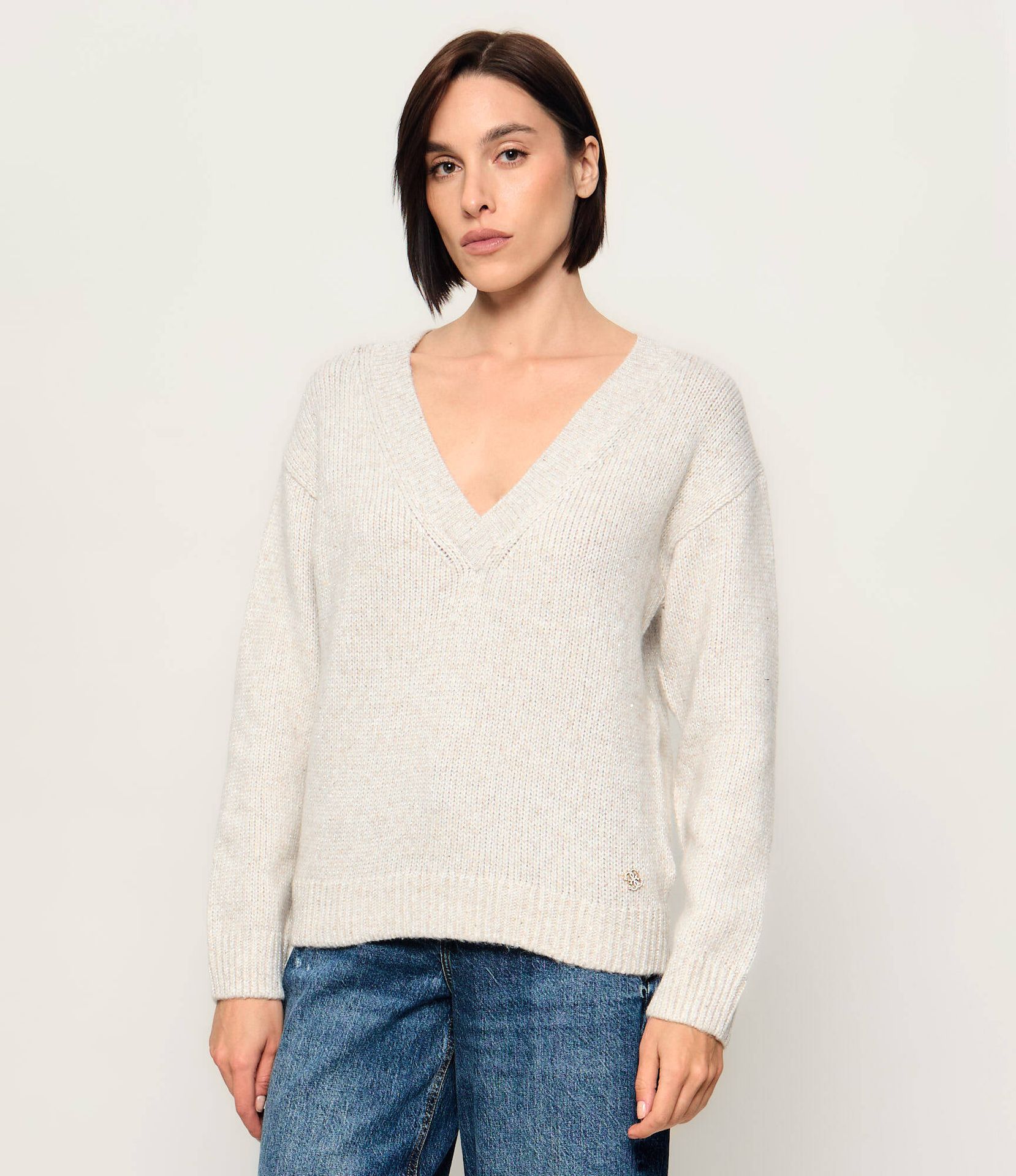GUESS Sweter Jolene Regular Fit z dodatkiem wełny