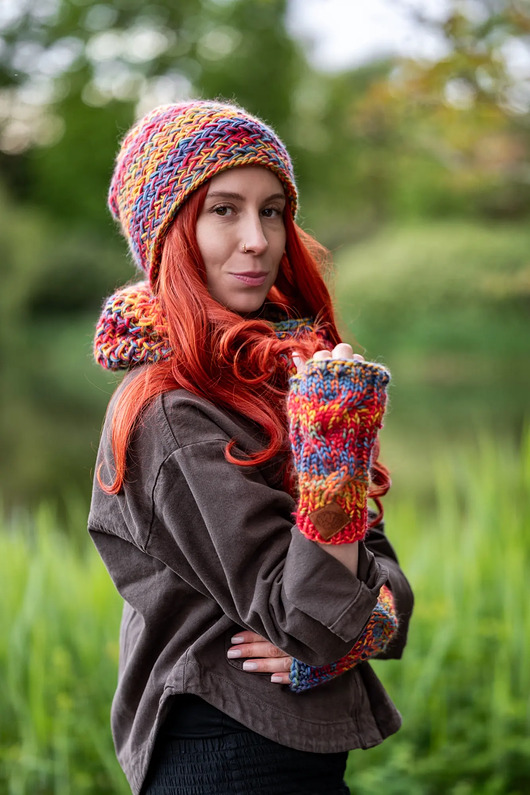 Czapka MERINO 100% Przygaszone Czerwienie EXPLORER