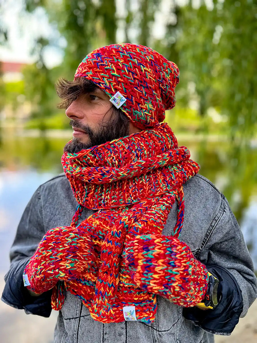 Męska czapka MERINO 50% EXPLORER ,,Czerwienie