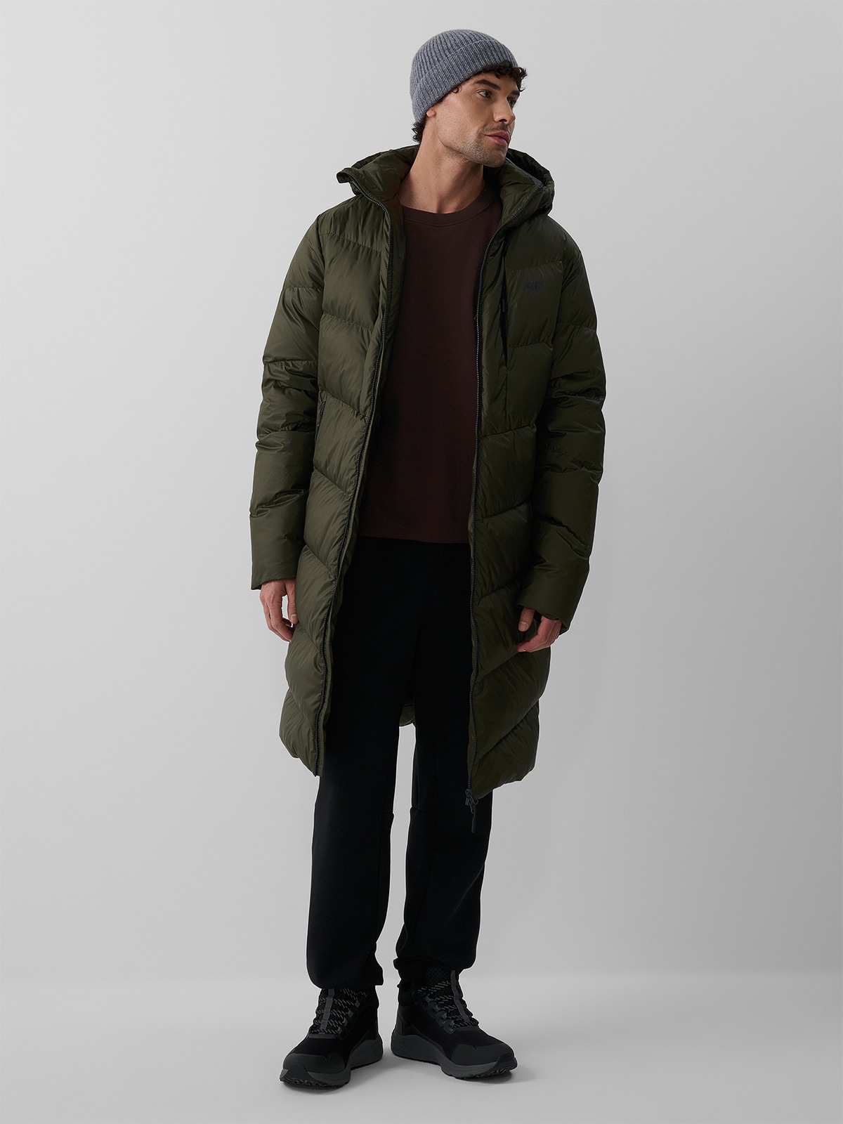 4F Płaszcz zimowy puchowy z wypełnieniem naturalnym męski - khaki XXL