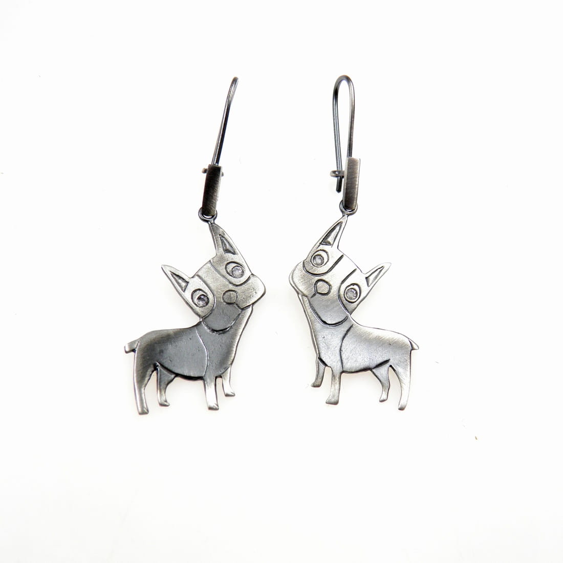 Kolczyki srebrne z Pieskiem Ginger szary
