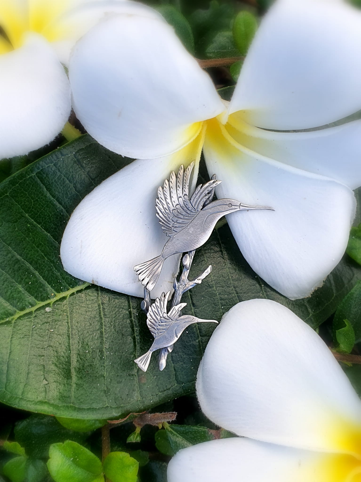Broszka srebrna - Dwa kolibry na gałązce