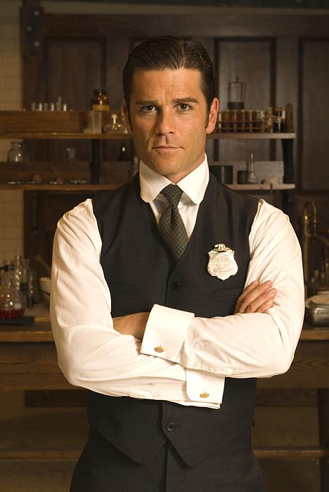 Murdoch Mysteries: Convalescence, s02e09.