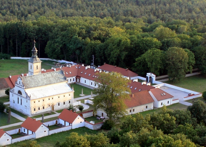 Pustelnia Złotego Lasu w Rytwianach 