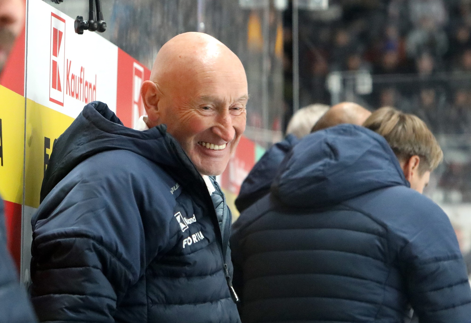 Tréner slovenskej hokejovej reprezentácie Craig Ramsay. 