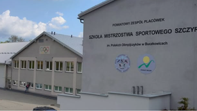 "Szkoła idzie w stronę przepaści". Dramatyczny apel samorządowca