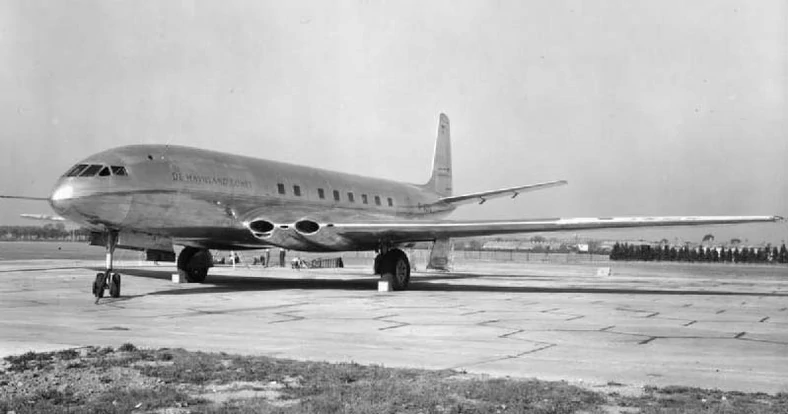 Prototyp de Havilland Comet z przodu