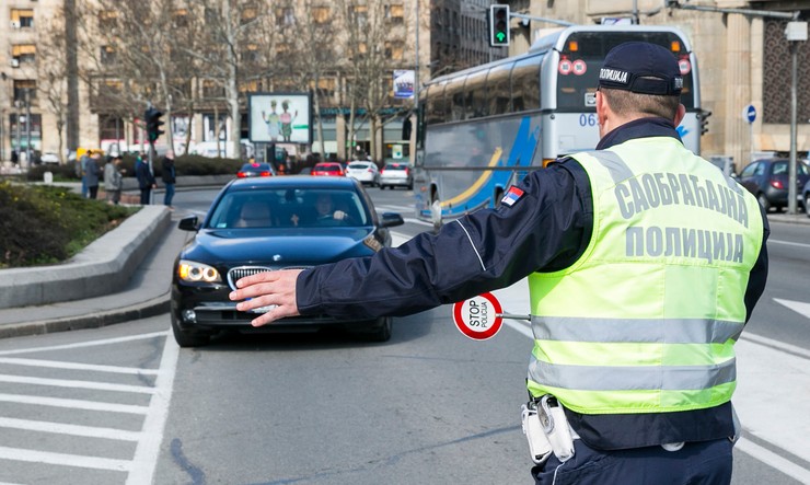 POKRIVALICA POLICIJA saobraćajna policija kontrola