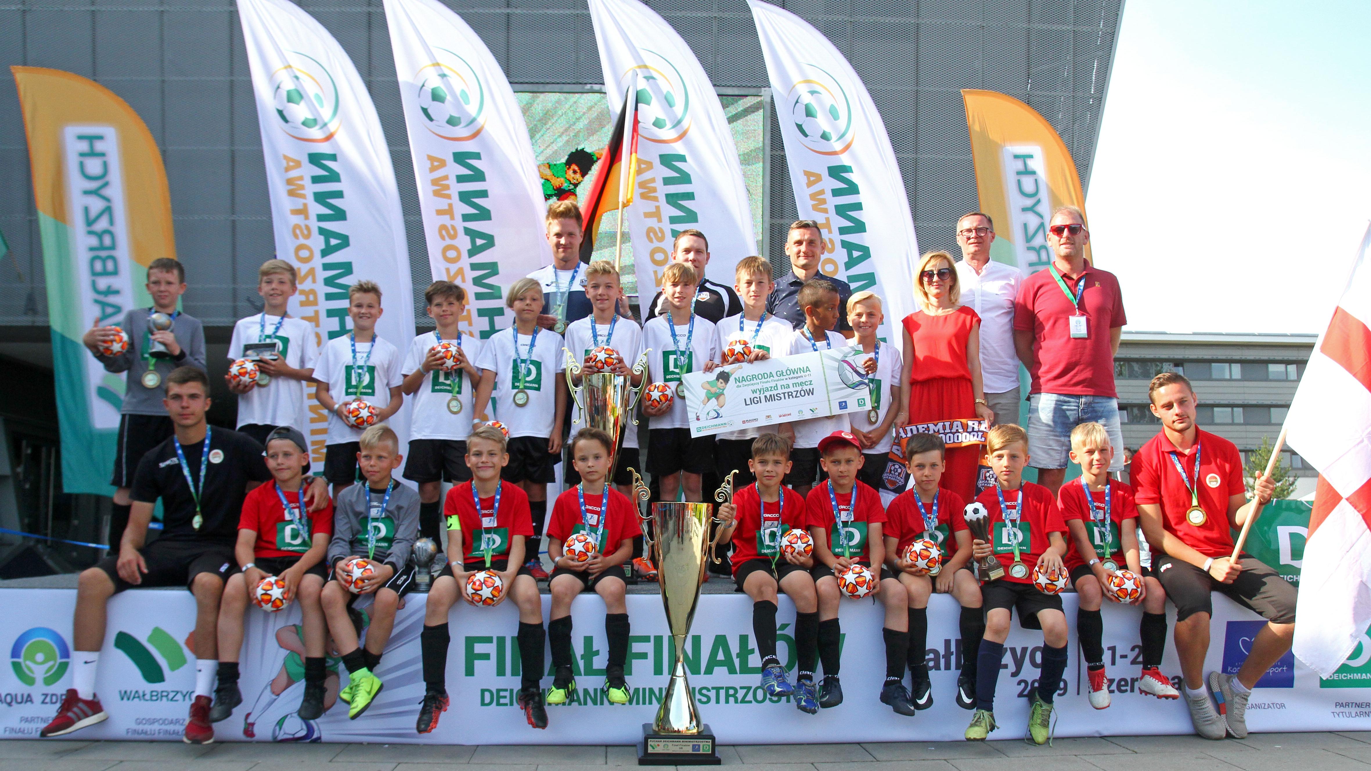 Anglia U-9 Wrocław i Niemcy U-11 Leszno najlepszymi drużynami w turnieju  Deichmann Minimistrzostwa 2019 - Junior