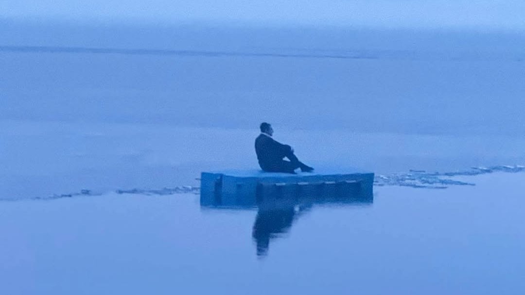 Na Zemplínskej šírave skončil muž po ulomení móla vo vode