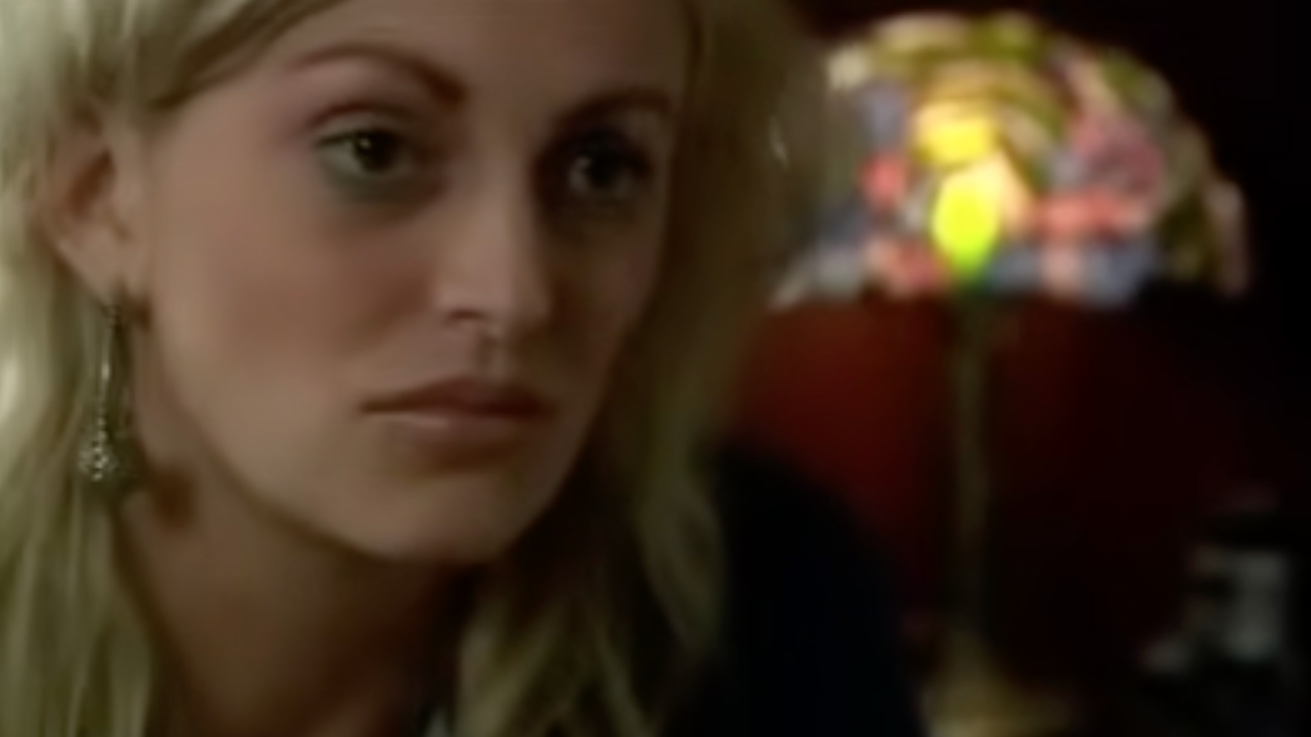 Claire Brosseau vo filme Odsúdená za vraždu.