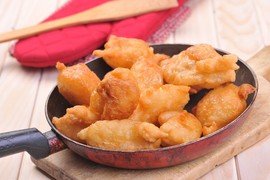 REVOLUCIONARAN TRIK za UŠTIPKE: Uz dodatak sastojka koji ima SVAKA SRPSKA KUĆA biće mekani i lagani kao nikada pre