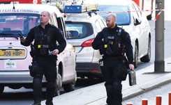 'Ktoś inny trzymał kieł narwala'. Polak, który walczył z terrorystą w Londynie, przerywa milczenie