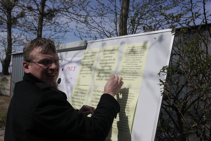 Mieszkaniec bloku znajdującego się w pobliżu hałdy keramzytu 